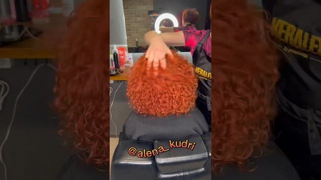 Биозавивка волос в классической технике #биозавивка #кудри #локоны #shors #shortvideo #кудримудри смотреть онлайн