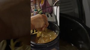 Узбекский лагман на бульоне из под казахстанской казы