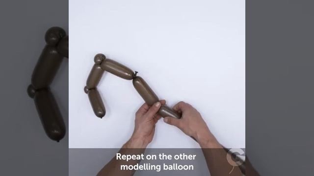 How to make the red nosed reindeer . Christmas themed balloon twisting tutorial. DIY. Ballonista смотреть онлайн