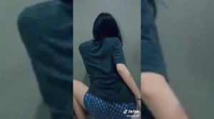 Аномальный Twerk, который сносит крышу