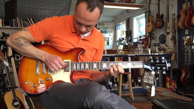 Reverend Sensei HB FM through Supro Thunderbolt at Collar City Guitars смотреть онлайн