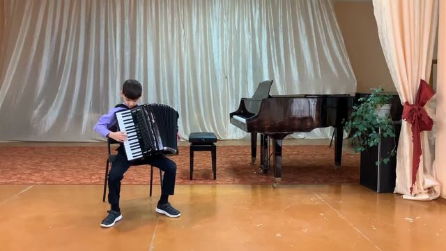 1 класс.   Душаканов Тимофей, Н. Чайкин « Танец снегурочки»