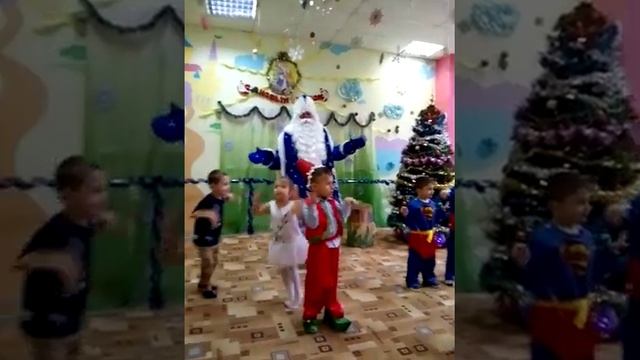 Развивающий центр "Карлсон". Праздник "Новый год" 18 смотреть онлайн