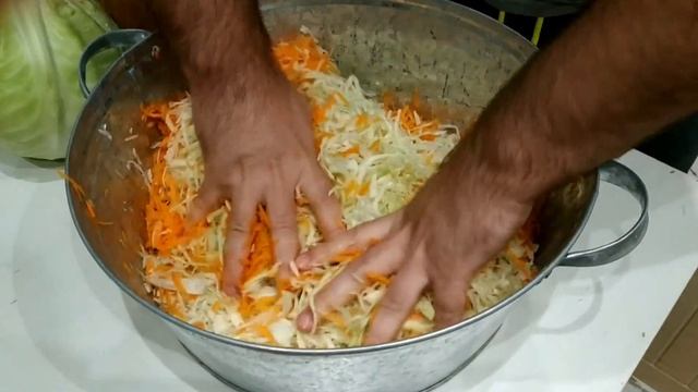 Капуста квашеная в дубовом бочонке смотреть онлайн