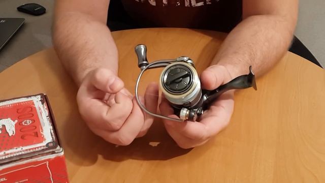 Обзор бюджетной катушки Favorite Venza 2000S. Плюсы и минусы смотреть онлайн