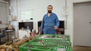 Почему на SHACMAN не включается повышенная передача и шипит воздух из КПП?