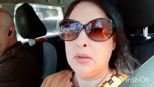 Не пойму кому больше нужна моя помощь!?Новый маникюр!Не чего не успеваю,подготовка к празднику!