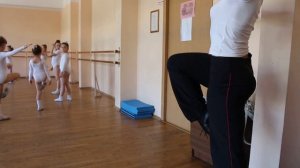 RUSSIAN BALET LESSON Урок Балета девочки май 2014 (3) 1435