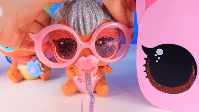 ОГРОМНЫЕ СЕСТРЕНКИ + #СЮРПРИЗЫ В ДЕНЬГАХ! СЕМЕЙКА КУКЛЫ ЛОЛ!?// Май Тойс Пинк смотреть онлайн