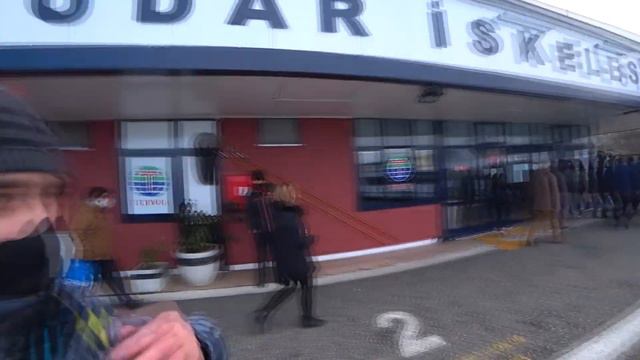 Стамбул зимою 14-16 січня 2022.Туреччина.Мечеть Чамлиджа.Кафе з видом на Золотий Ріг. смотреть онлайн