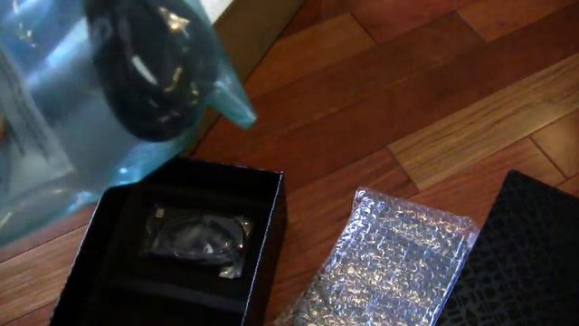 Sony Play Station 4 (PS4) Unboxing Video смотреть онлайн