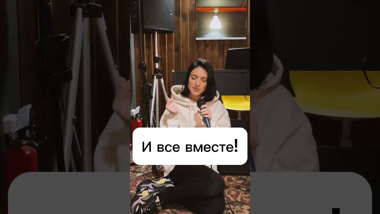 Ну что, наизусть?)❤️ #эммилин #певица #красивопоет #гостиизбудущего #евапольна #плачьплачь