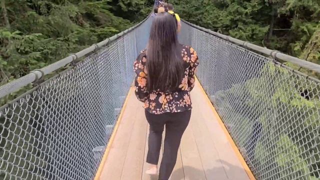 CAPILANO SUSPENSION BRIDGE PARK II Most Popular Tourist Attractions in Vancouver смотреть онлайн
