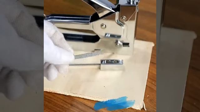 Ручной сверхмощный степлер для гвоздей, 6 дюймов, 3 в 1, стальной мебельный пи смотреть онлайн