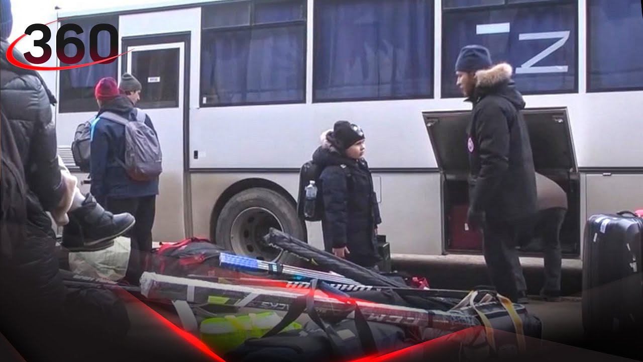Российских хоккеистов эвакуировали из Херсона в Крым