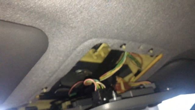 Démonter le plafonnier Peugeot 806 / Citroën évasion смотреть онлайн