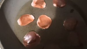 креветочные чипсы