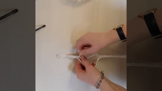 Ваза-подсвечник, которую придумала сама!! Здесь может быть использована только электронная свеча!! смотреть онлайн