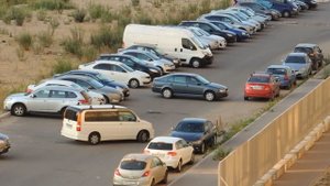 Офигеть припарковался на Шкоде - Через 3 минуты начнут подъезжать другие авто.