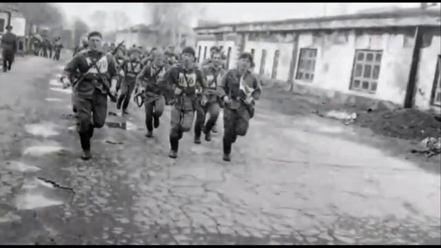 Мы были разные снаружи... выпускникам военных училищ, посвящается! смотреть онлайн