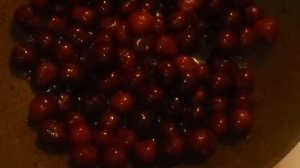 Соус к любому мясу сразит ваших гостей яркостью вкуса и цвета