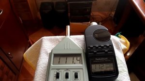 Kenwood  UD-533 (RXD-f4)  max Spl decibéis