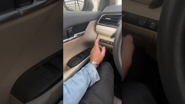 Toyota Camry XV70 из ОАЭ с пробегом 74 км