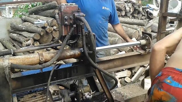 Станок для колки дров, своими руками!!! смотреть онлайн