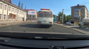 Какой он? Город Улалу Горно-Алтайск. На машине через весь город.