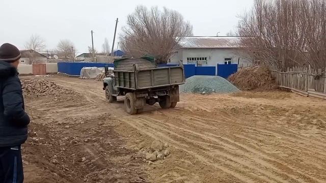 3-мәусим 14- болим Ертең Фундамент қуйыуга жардемге шақырып қаламыз. смотреть онлайн