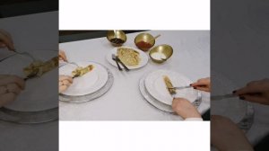 Блинный этикет. 2 способа съесть блины, пользуясь вилкой и ножом