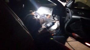 Откуда вода под пассажирским ковриком шкода октавия а5