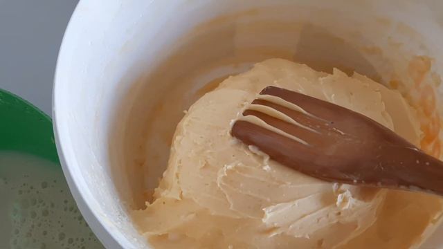 Қаймақтан май жасау Smetanadan sariyog' tayyorlang #сливки #май #Ekşikrema #каймак #qatiq #uānnǎiyó смотреть онлайн