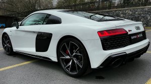 2024 Audi R8 - More Sporty and Athletic design. Обзор еще более спортивного автомобиля.