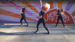 Waka Waka by Shakira | Dance Workout | Physique Dance Fitness