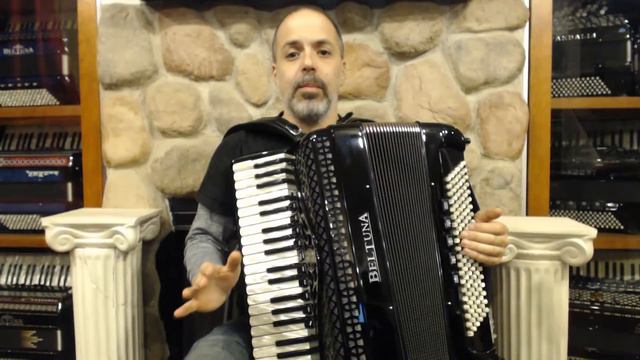 How to Play Rock and Roll Zydeco on Piano Accordion - Lesson 1 - Slow Rock 12/8 Groove смотреть онлайн