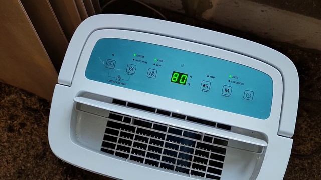 Осушитель воздуха Ballu BD60U - боремся с влажностью в курятнике! смотреть онлайн