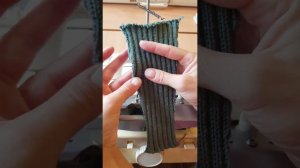 Равномерные прибавки на ластике 3+3 / Прибавки петель с двух сторон полотна на резинке 3х3