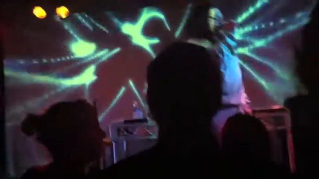 Jonwayne live at The Bakery - 24 November 2013 смотреть онлайн