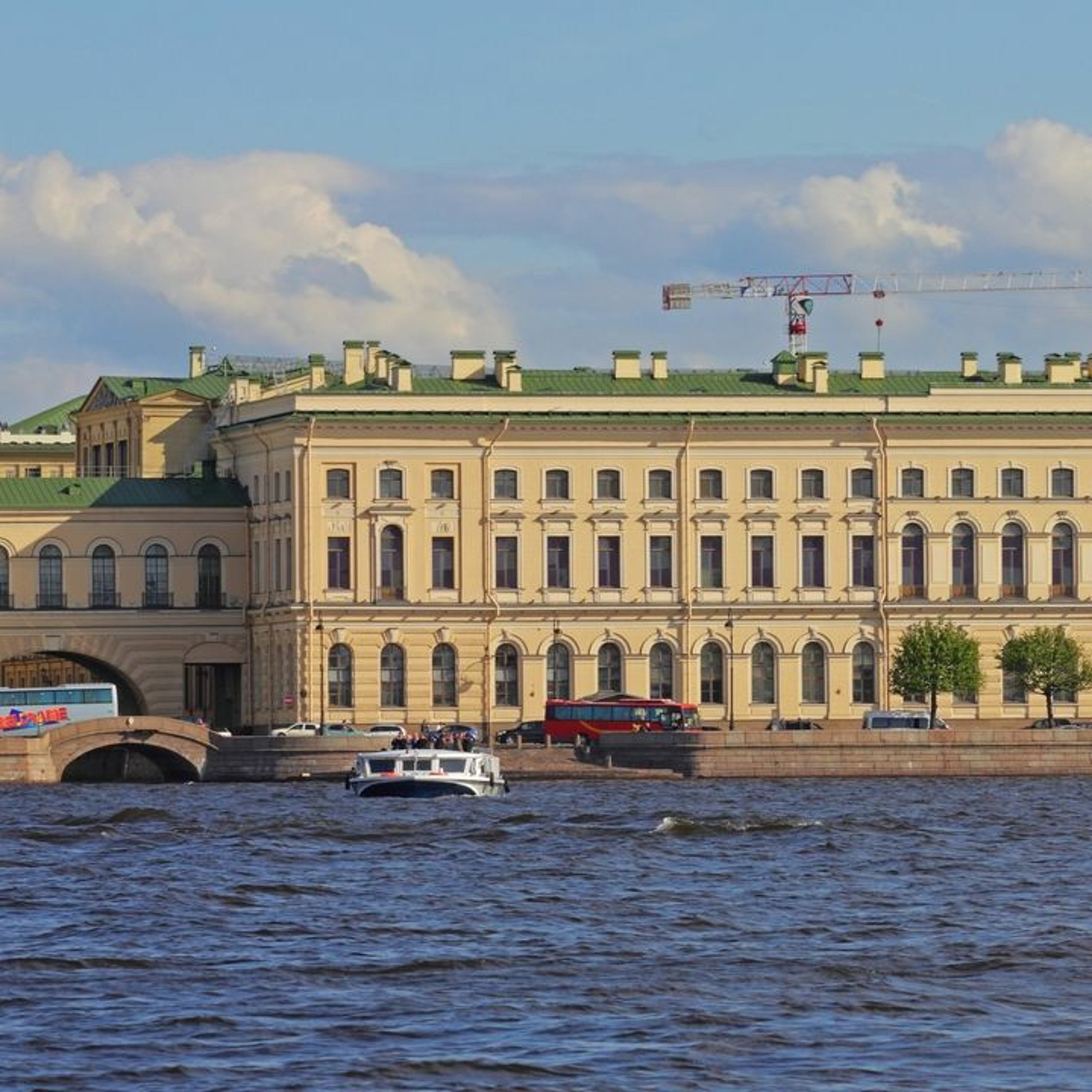 Эрмитаж слушать. Большой Эрмитаж. Малый Эрмитаж фото 16:9. Эрмитаж.