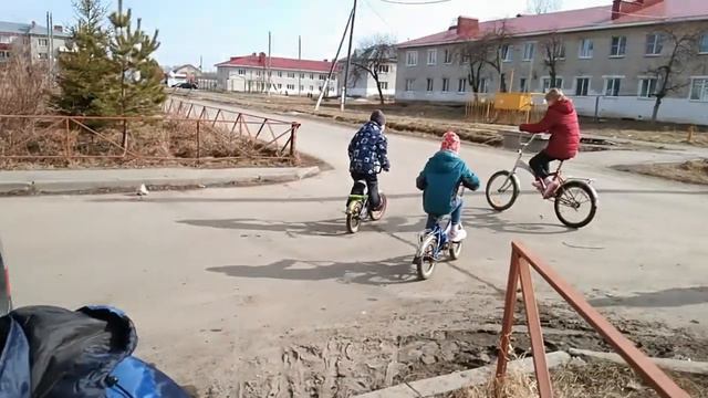 Встречаю апрельский рассвет  #ЗаходиНаЧай смотреть онлайн