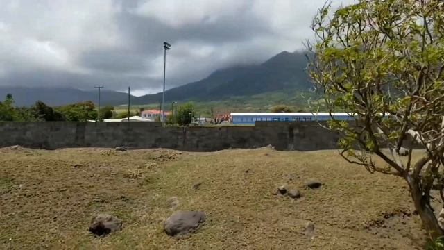 КАРИБЫ. ОСТРОВ ST. KITTS. ПУТЕШЕСТВИЕ НА ПОЕЗДЕ.