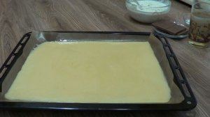 Бисквитный рулет с творогом. Sponge cake with cottage cheese.