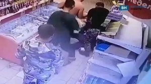 В магазине на Королькова в Воронеже избили мужчину