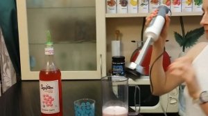 Смузи с сиропом "Spoom" со вкусом Бабл гам!