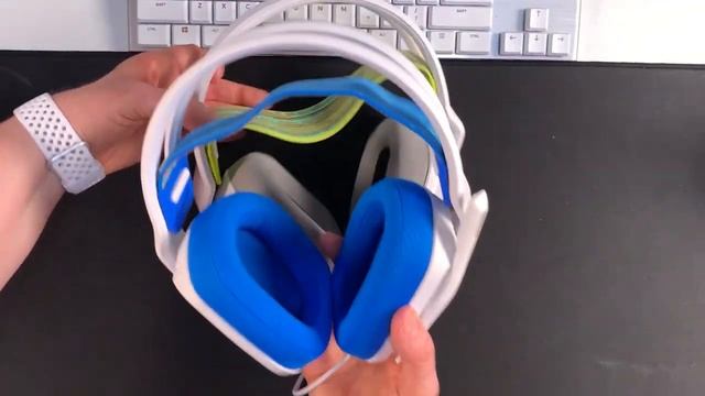 Logitech G | G335 Wired Gaming Headset Unboxing смотреть онлайн
