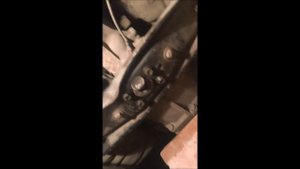 Toyota Mark 2 91 год кузов SX 80 замена подушки на механической коробке передач.