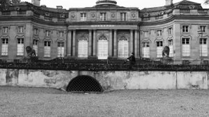 В наш век- Стих Маргарита Коломийцева