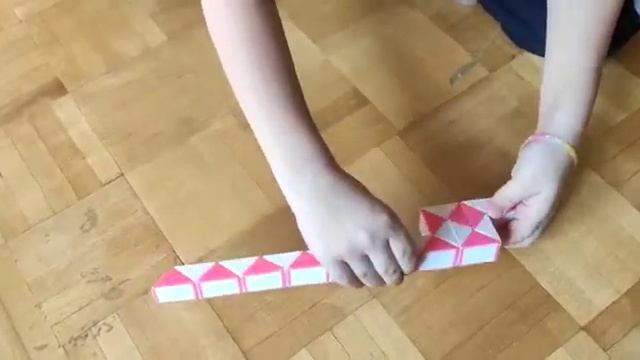 Паук из змейки Рубика 24 смотреть онлайн