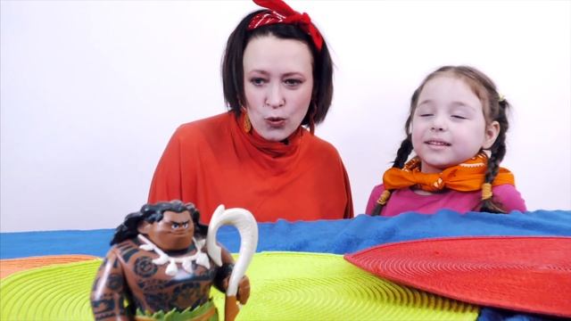 Маша и Василиса играют с героями мультфильма Моана Moana Дисней Распаковка игрушки Видео для детей смотреть онлайн